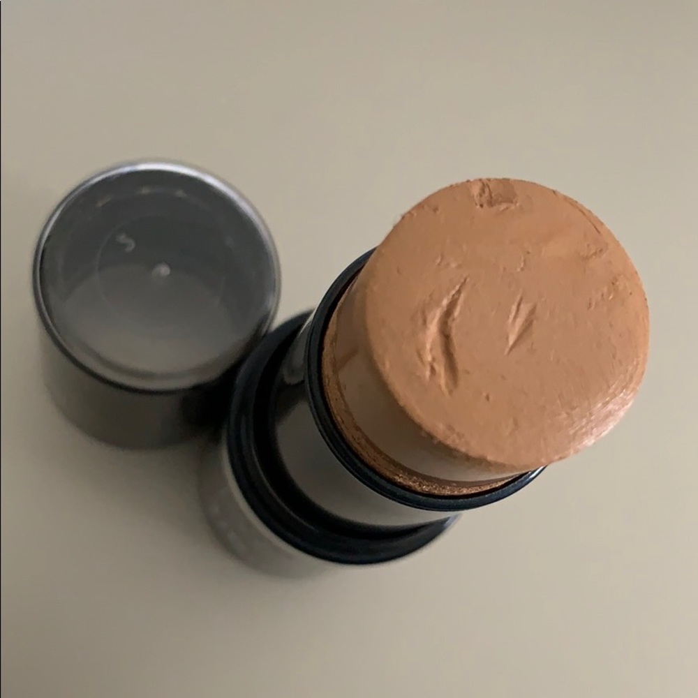 Makeup Forever Ultra HD Stick